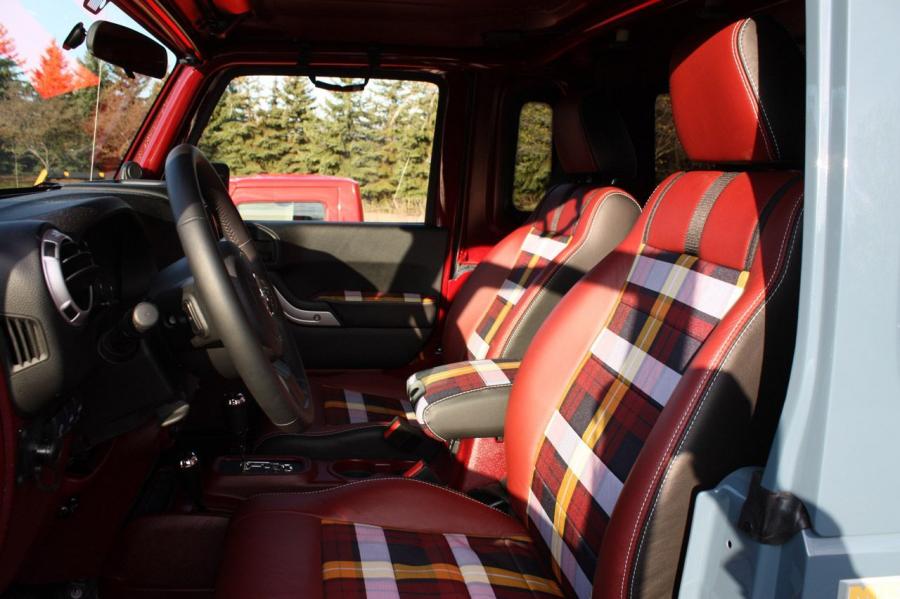  Jeep Mighty FC Concept 2012 года  (фото 20 из 30)